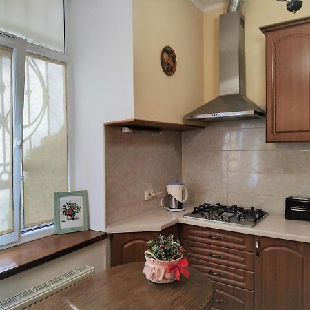 У Князя Лева Поряд Площі Ринок At Duke'S Aparment Next To Rynok Square Apartment Lviv Ngoại thất bức ảnh