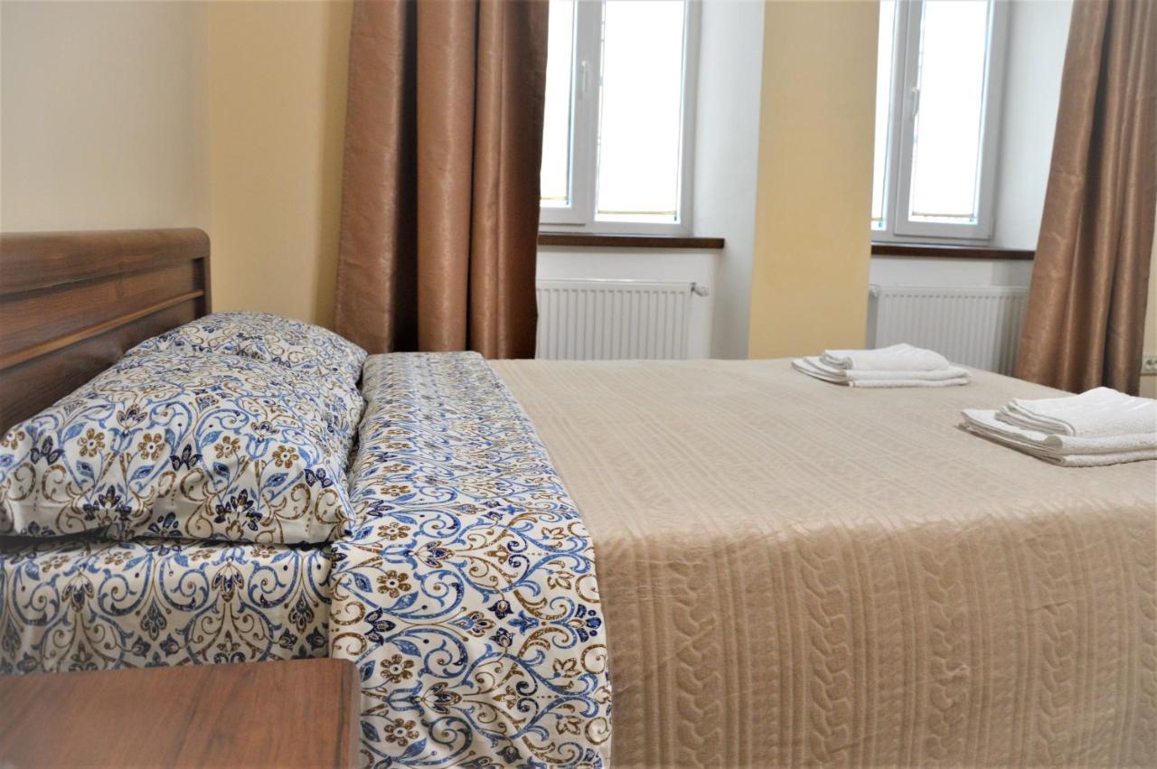 У Князя Лева Поряд Площі Ринок At Duke'S Aparment Next To Rynok Square Apartment Lviv Ngoại thất bức ảnh